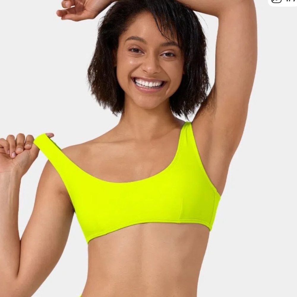 Halara Solid U-Neck Bikini Top in Ice Lime Green Size XS NWT